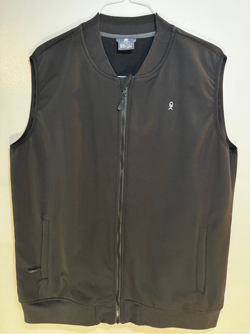 Little Donkey Andy Men's Black Sleeveless full zip Vest